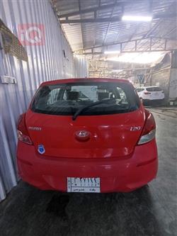 هیوندای i20